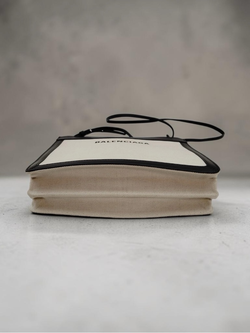 BALENCIAGA  Navy Cabas XS Canvas Leather Crossbody Bag Clutch White Black - Picture 6 of 10